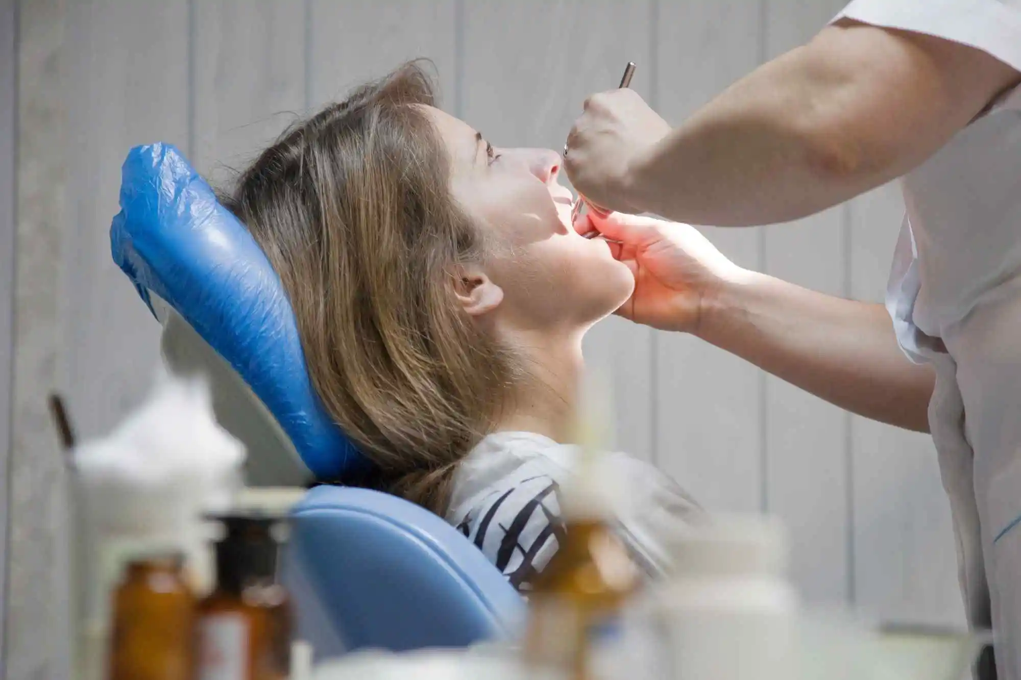 What To Expect During Wisdom Tooth Extraction